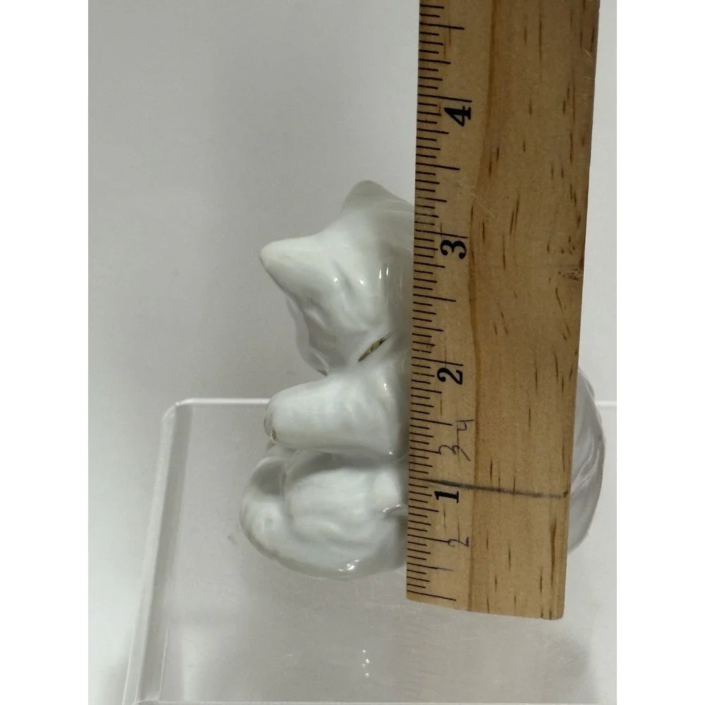 Vintage White Kittens Cuddling with Hand Painted Face‎ and Gold Trim Accents